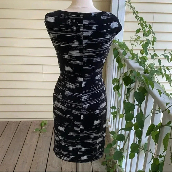 Lauren Ralph Lauren Scuba Knit Faux Wrap Dress 10 Black White Ruched Poly Money - Picture 4 of 10